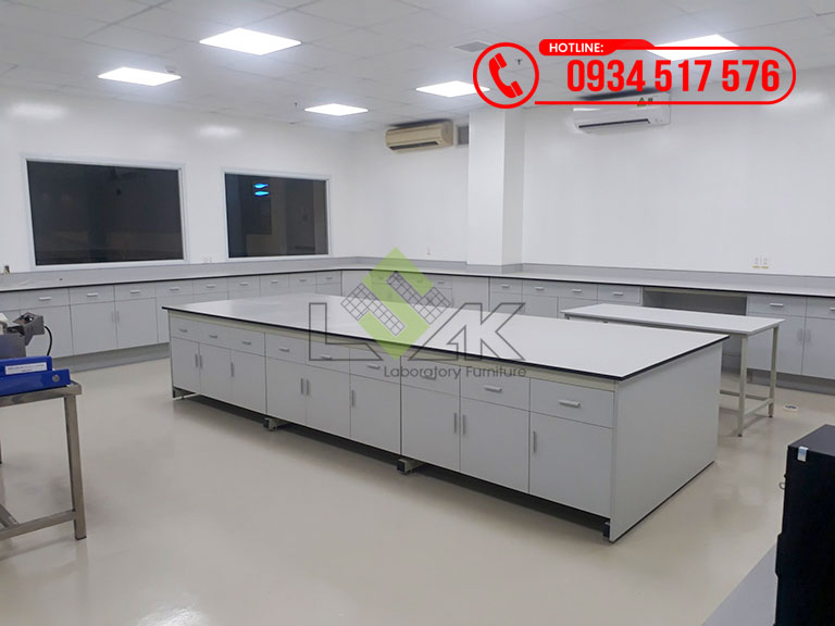 Bàn thí nghiệm trung tâm phòng lab chế biến nông sản
