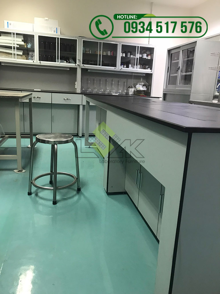 Bàn cân chống rung nội thất phòng lab Công ty TNHH Rohto-Mentholatum (Việt Nam)