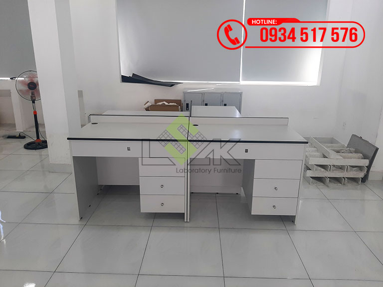 Bàn thực hành Nha khoa Trường Đại học Quốc tế Hồng Bàng