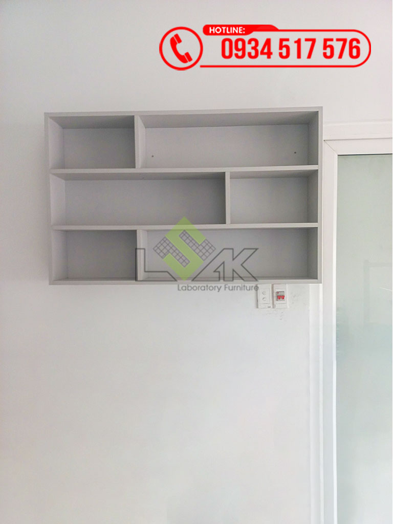 Kệ treo tường trưng bày sản phẩm