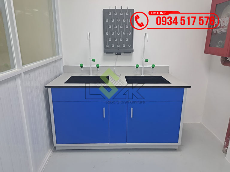 Bàn chậu rửa phòng thí nghiệm