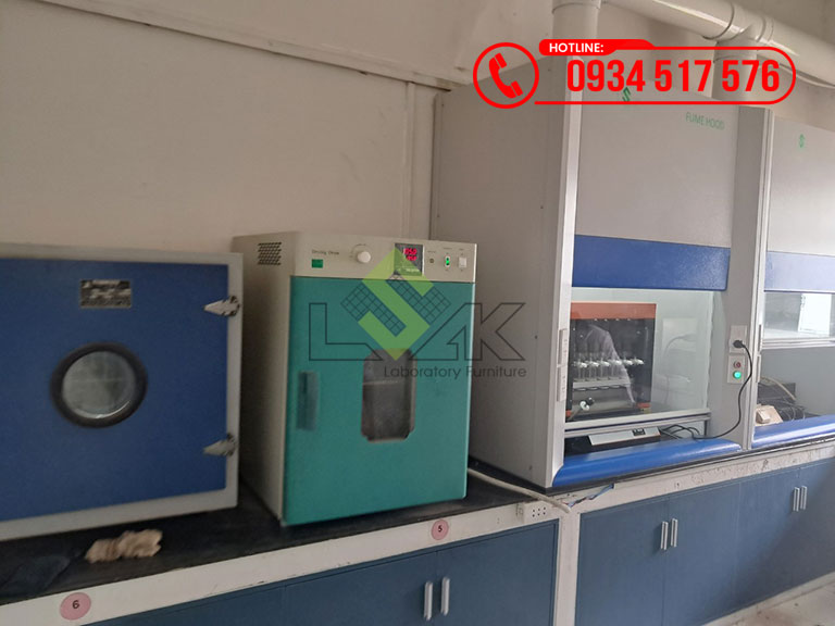 Tủ hút khí độc phòng lab Công ty TNHH Thức Ăn Chăn Nuôi Thiên Bang Việt Nam