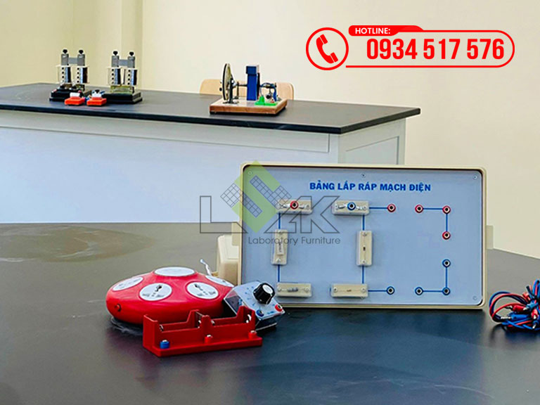 Bàn thí nghiệm bộ môn công nghệ