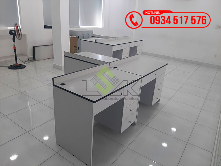 Bàn thực hành Nha khoa Trường Đại học Quốc tế Hồng Bàng
