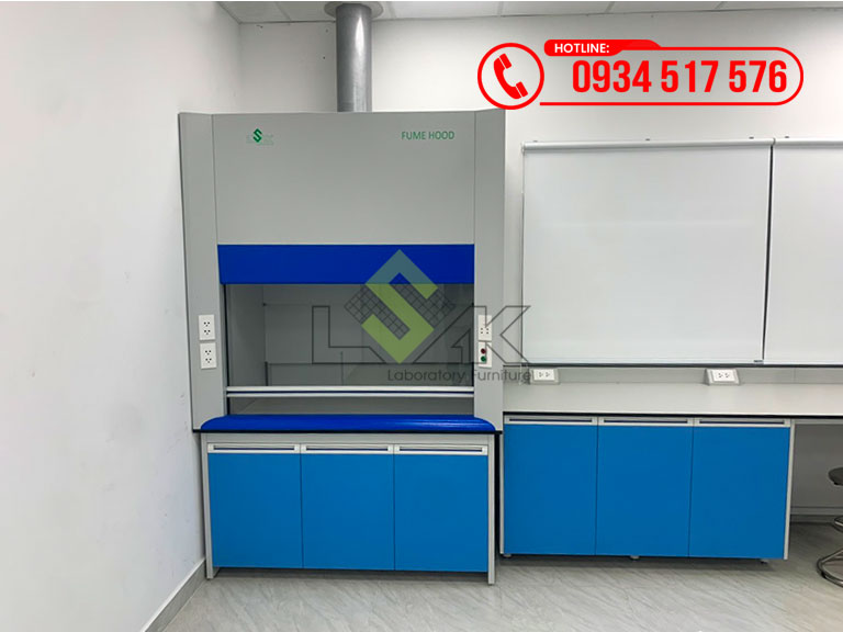 Tủ hút khí độc/ fumehood 1500x900x2300 mm (dxrxc) (bao gồm: chân tủ, thân tủ, quạt hút, thi công lắp đặt đường ống…)