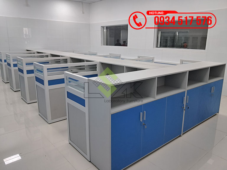 Cụm bàn làm việc văn phòng