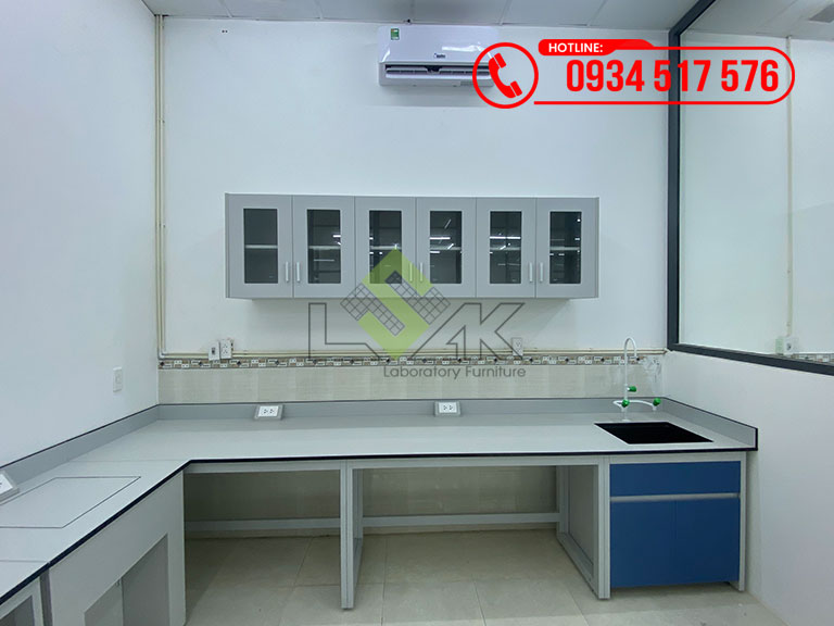 Tủ treo tường phòng thí nghiệm