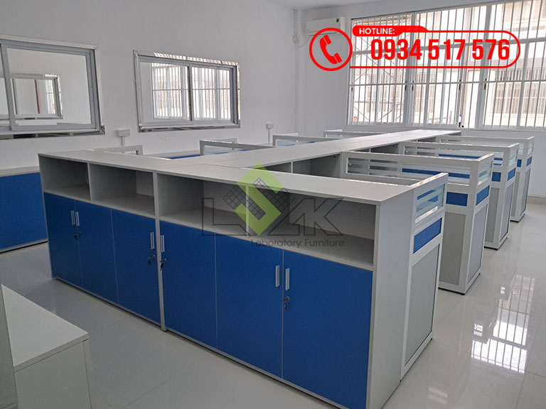 Cụm bàn làm việc văn phòng