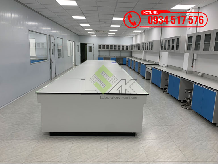 Bàn thí nghiệm trung tâm/ Center bench 9100x2000x850mm DxRxC