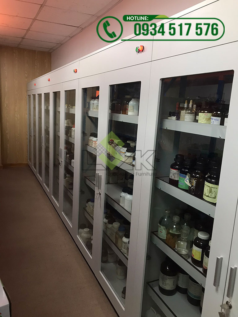 Tủ đựng hóa chất phòng thí nghiệm