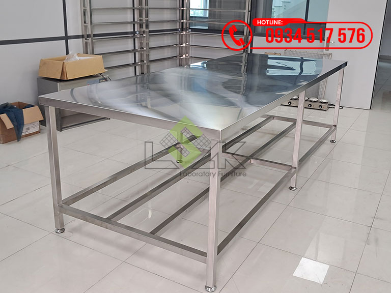 Bàn chuẩn bị mẫu phòng thí nghiệm vật liệu inox SUS304