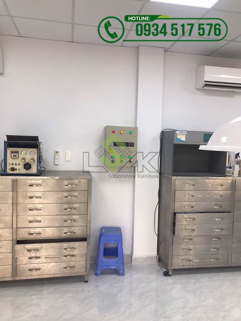 Tủ lưu mẫu phòng thí nghiệm vật bằng inox 304