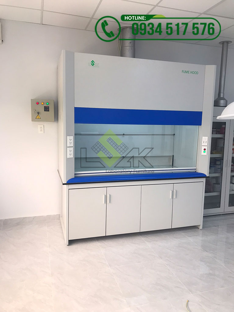Tủ hút khí độc phòng thí nghiệm kích thước: 2000x900x2300mm DxRxC