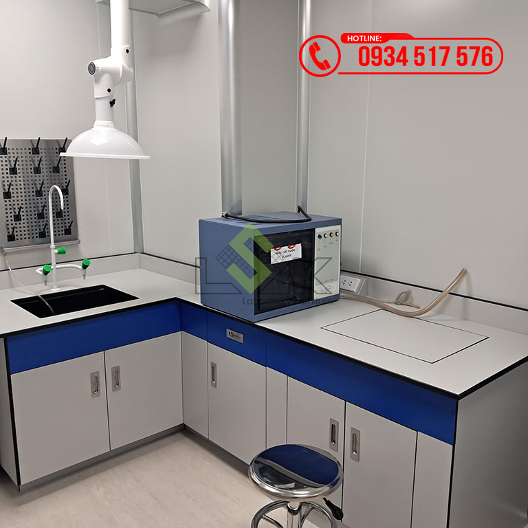 Bàn đặt máy thí nghiệm phòng lab nhà máy thực phẩm