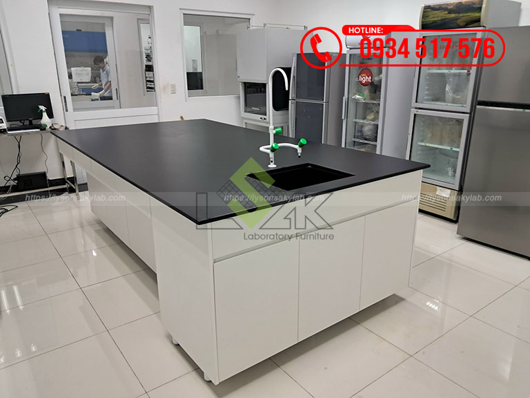 Thi công nội thất phòng lab Công ty TNHH Uni-President Việt Nam