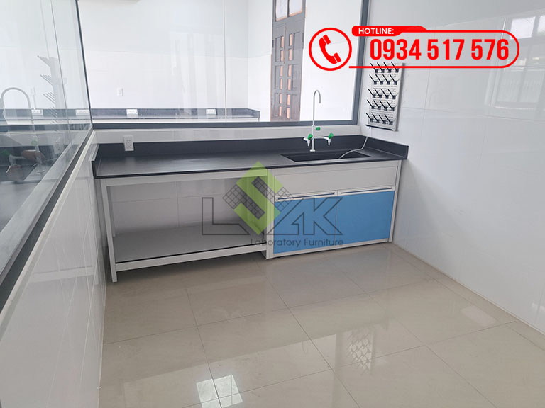 Thi công nội thất phòng lab nhà máy sản xuất thuốc bảo vệ thực vật Công ty Cổ Phần BMC Việt Nam