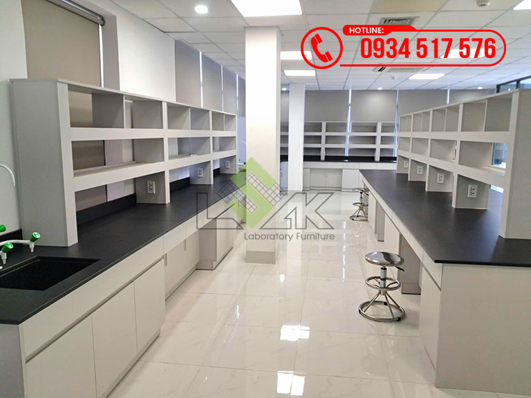 Thi công nội thất phòng lab Shanghai Petrofer Special Lubricants Co., Ltd