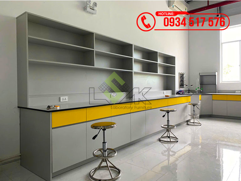 Thi công nội thất phòng lab nhà máy sản xuất bột màu huỳnh quang Công ty TNHH Công Nghệ Vicome (Việt Nam)
