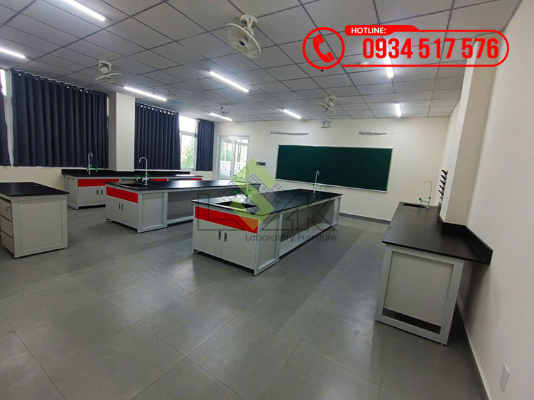 Thi công nội thất phòng lab Trường TH-THCS-THPT Ngô Thời Nhiệm Cơ sở Bình Dương